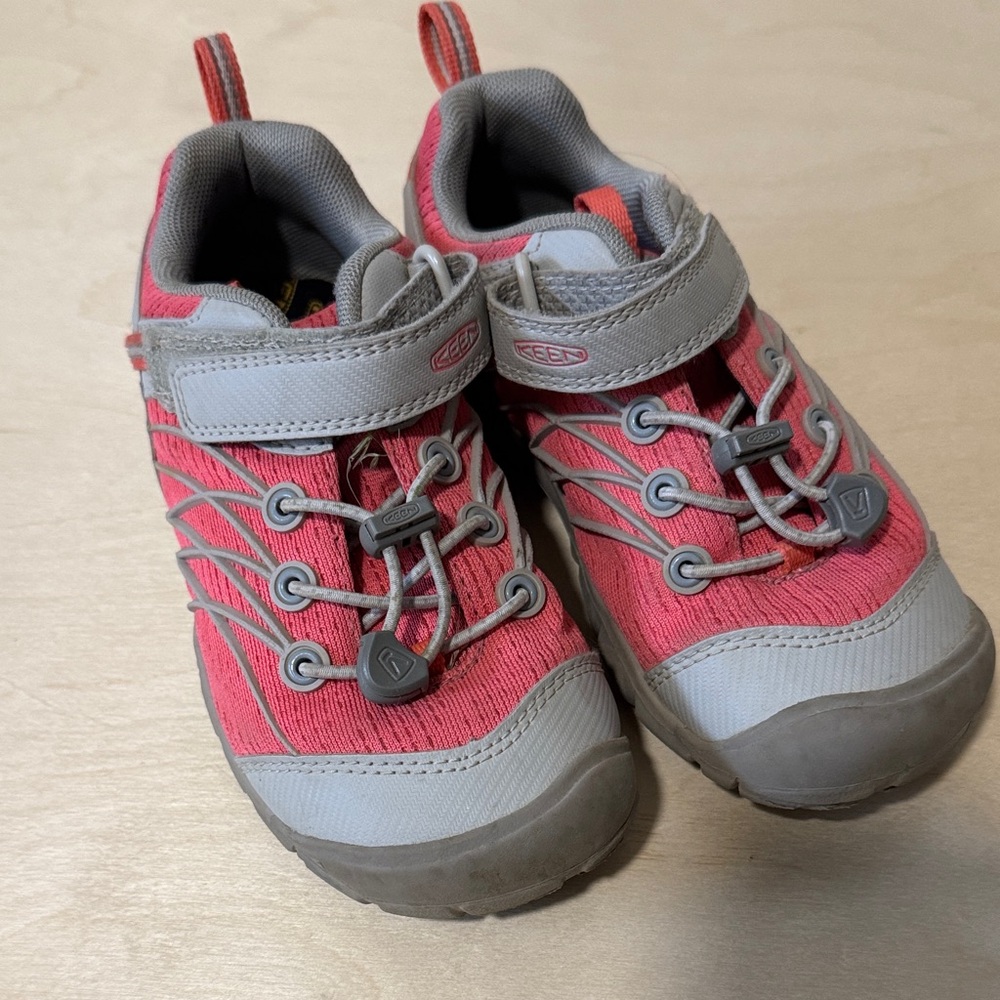 Keen girls shoes - US 13
